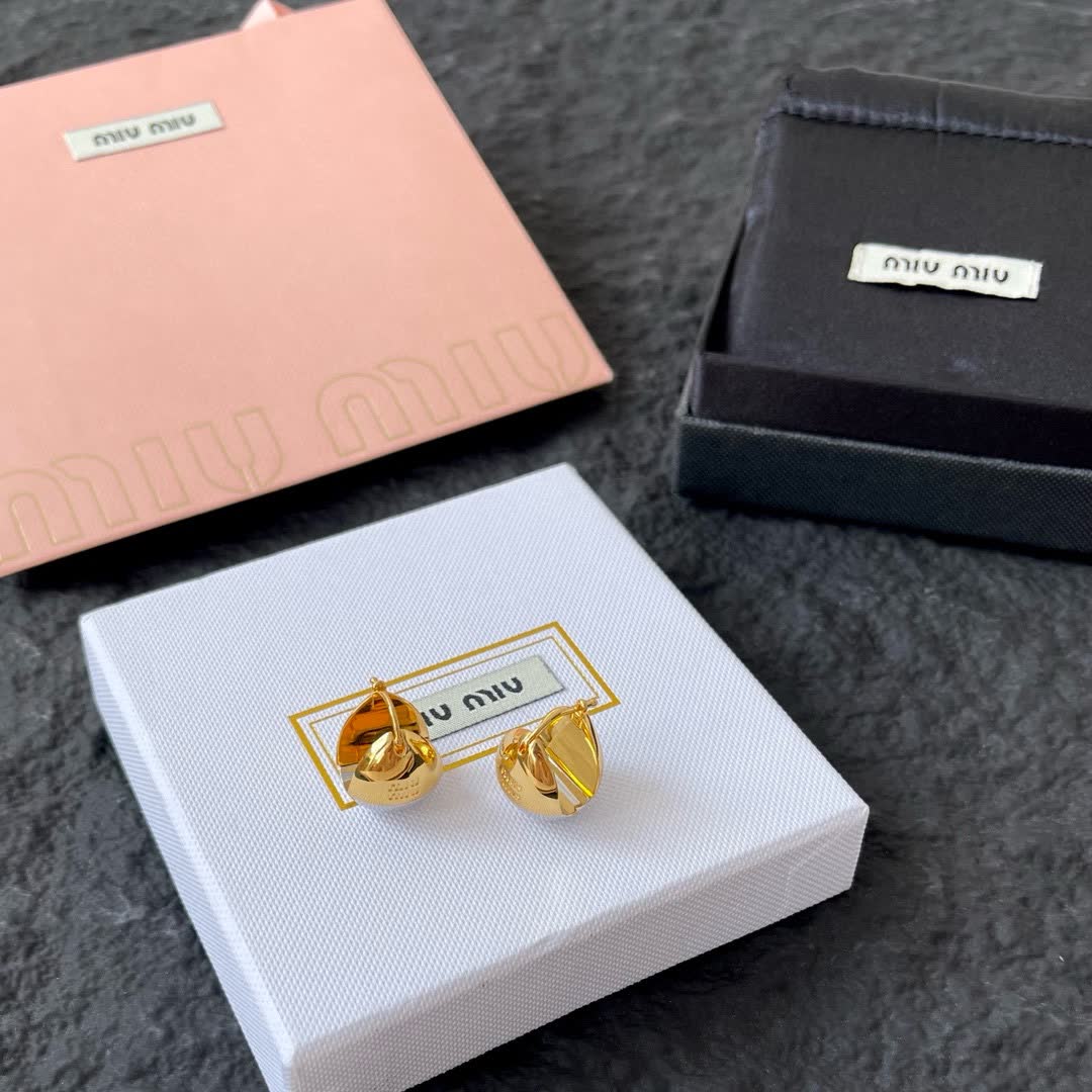 Louis Vuitton Gold Earrings